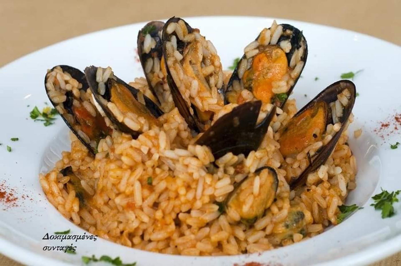 Γαριδομακαρονάδα, φρέσκες γαρίδες με ζυμαρικά στο Ελληνικόν Ακόλι